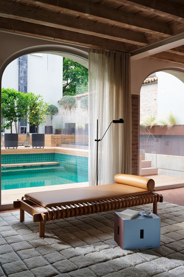 santiccioli.com | Cassina Tokyo Dormeuse