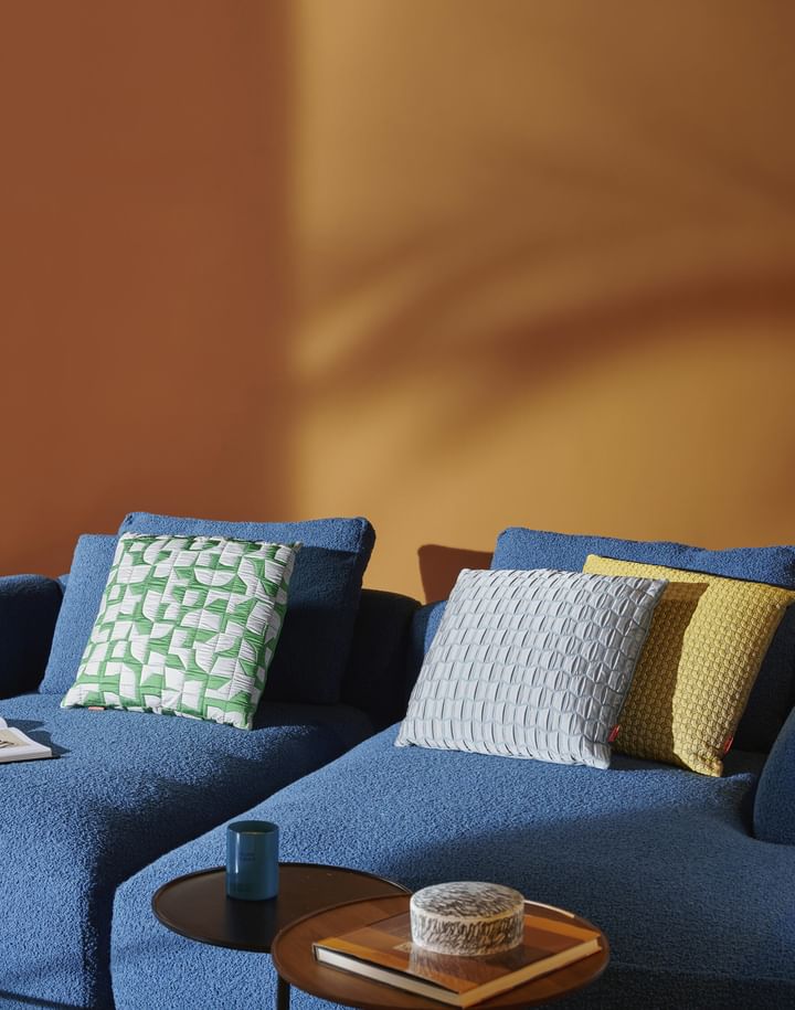 cassina_04-ambienti-frame-cushion_1668334548-22053